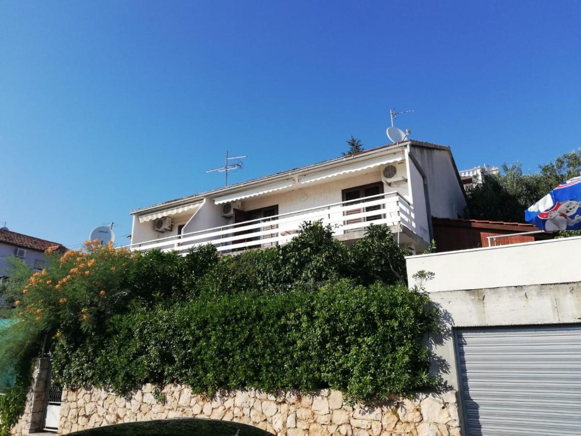 Apartments By The Sea Mavarstica, Ciovo - 2043 Trogir Exterior foto