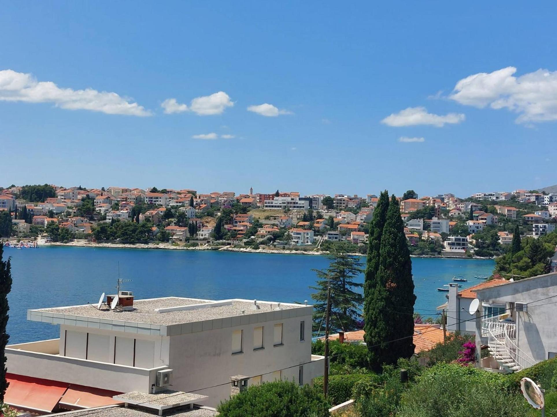 Apartments By The Sea Mavarstica, Ciovo - 2043 Trogir Exterior foto